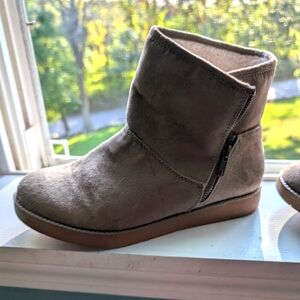 Tan winter booties